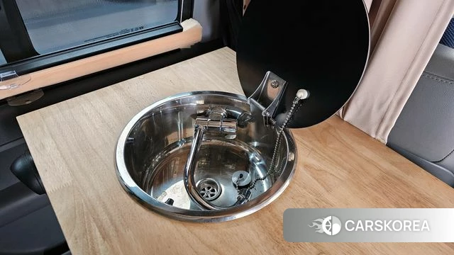 Hyundai The New Grand Starex id 3955577 из Кореи 9