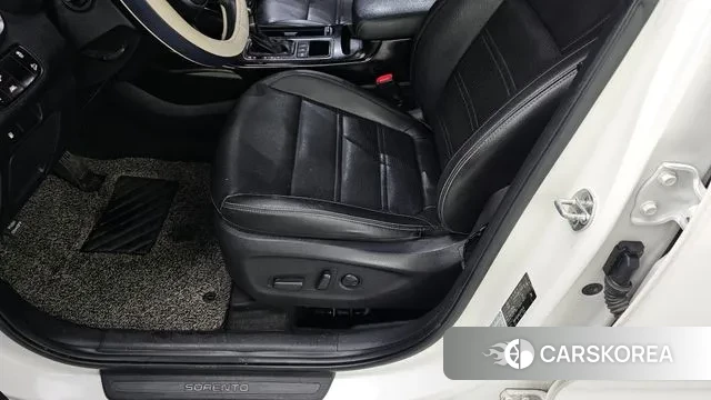 Kia The New Sorento id 3000318 из Кореи 9