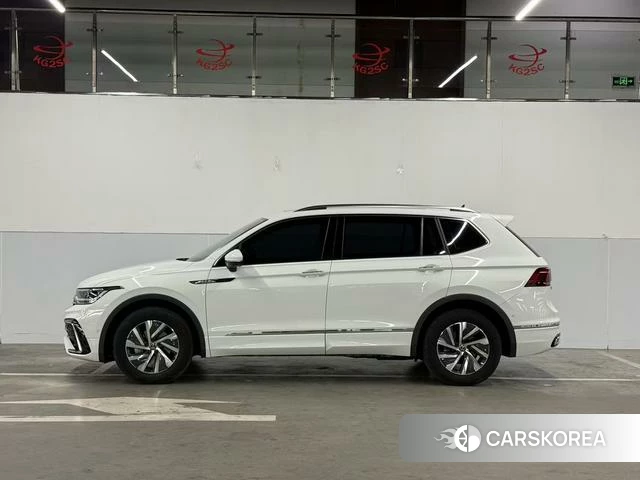 Volkswagen Tiguan L PHEV id 4272061 из Китая 9