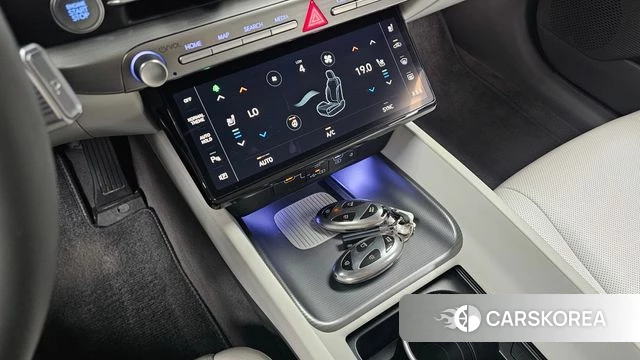 Hyundai Grandeur (GN7) id 3953275 из Кореи 9