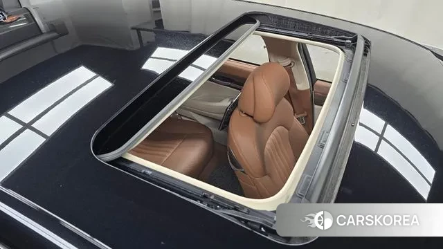 Genesis G90 id 3578164 из Кореи 9