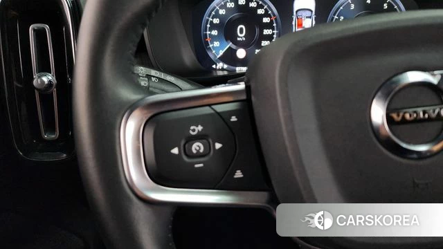 Volvo XC40 id 4445603 из Кореи 9