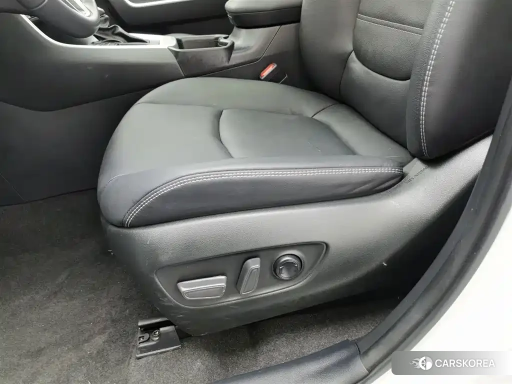 Toyota RAV4 id 4628099 из Китая 9