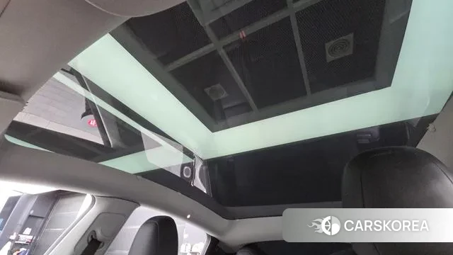 Tesla Model Y id 3561033 из Кореи 9