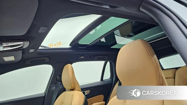 Volvo V60 Cross-Country 2nd Generation id 4853395 из Кореи 9