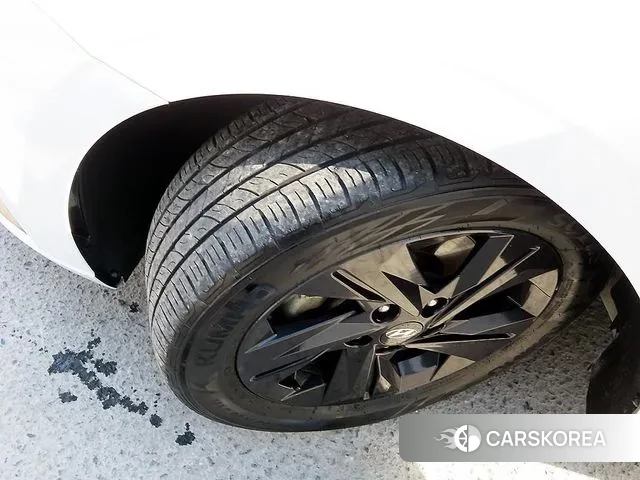 Hyundai Avante Hybrid (CN7) id 3676039 из Кореи 9