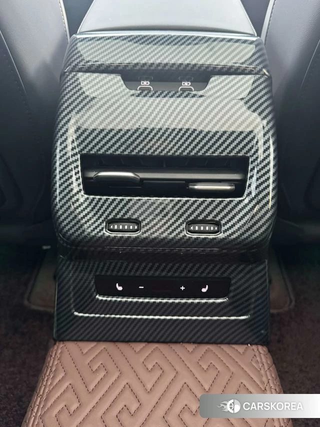 Audi A5L id 4290955 из Китая 9