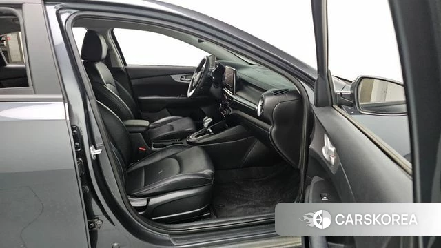 Kia The New K3 2nd generation id 4282720 из Кореи 9