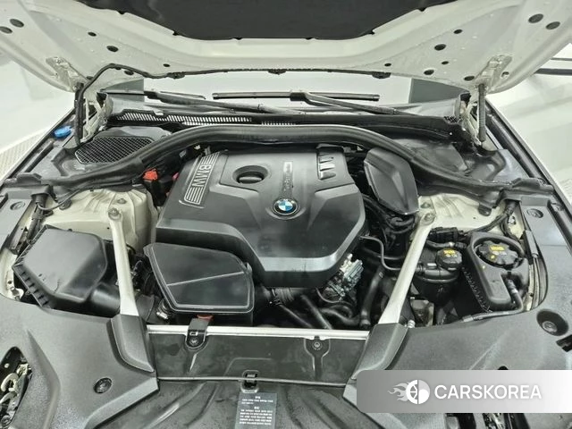 BMW 5 Series (G30) id 4654791 из Кореи 9