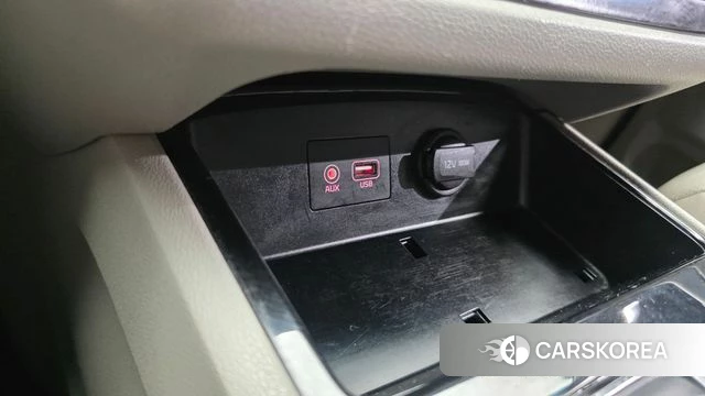Kia The New Carnival id 4563075 из Кореи 9