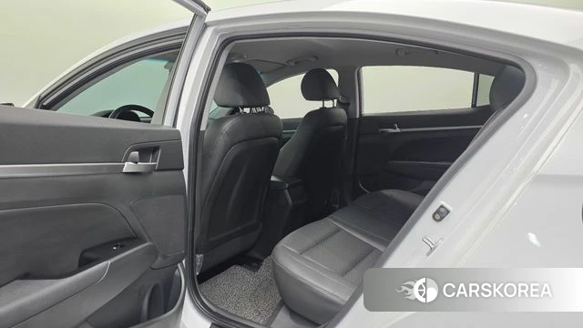 Hyundai The New Avante AD id 4232715 из Кореи 9