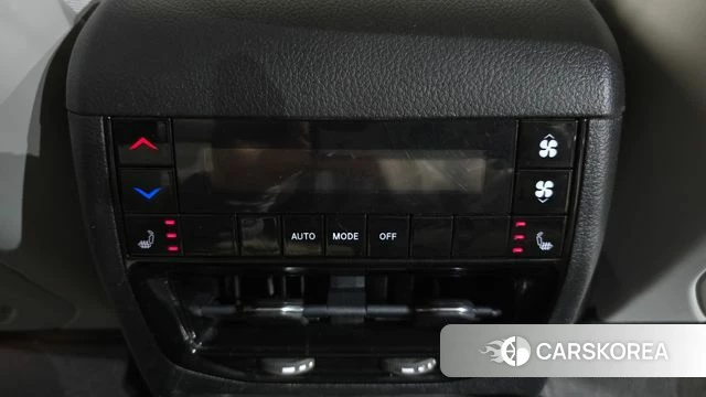 Jeep Grand Cherokee (WL) id 4354988 из Кореи 9
