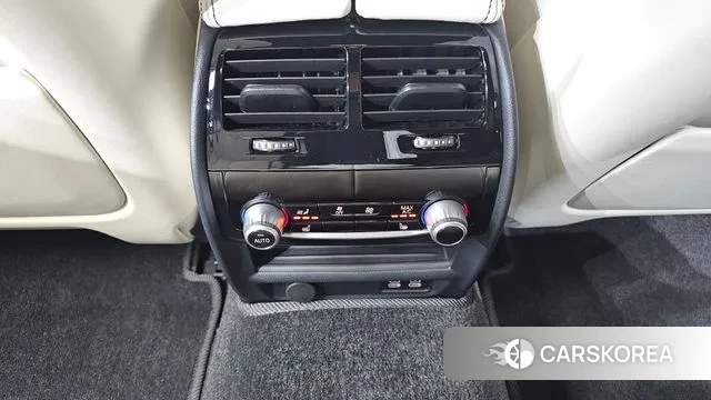 BMW 5 Series (G30) id 3323972 из Кореи 9