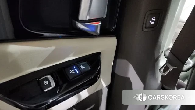 Kia Carnival 4th generation id 3342076 из Кореи 9