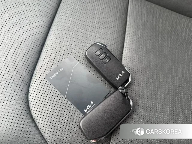 Kia Di Ol Nu Niro id 3458112 из Кореи 9