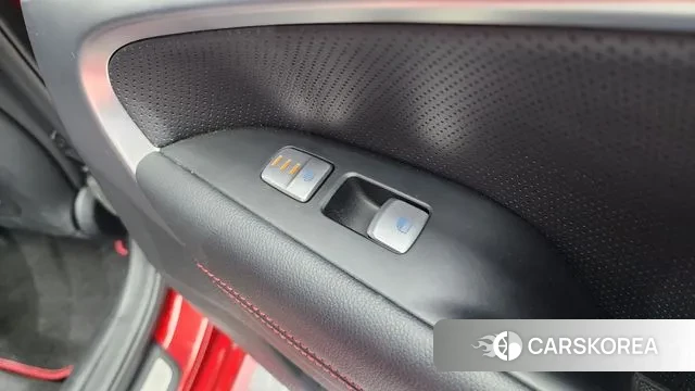 Genesis G70 id 3045380 из Кореи 9