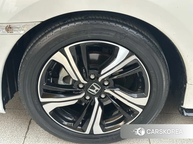 Honda Civic id 4261665 из Китая 9