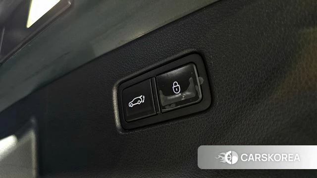 Genesis GV70 id 4186302 из Кореи 9