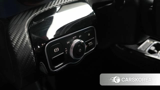 Mercedes-Benz A-Class W177 id 4187940 из Кореи 9