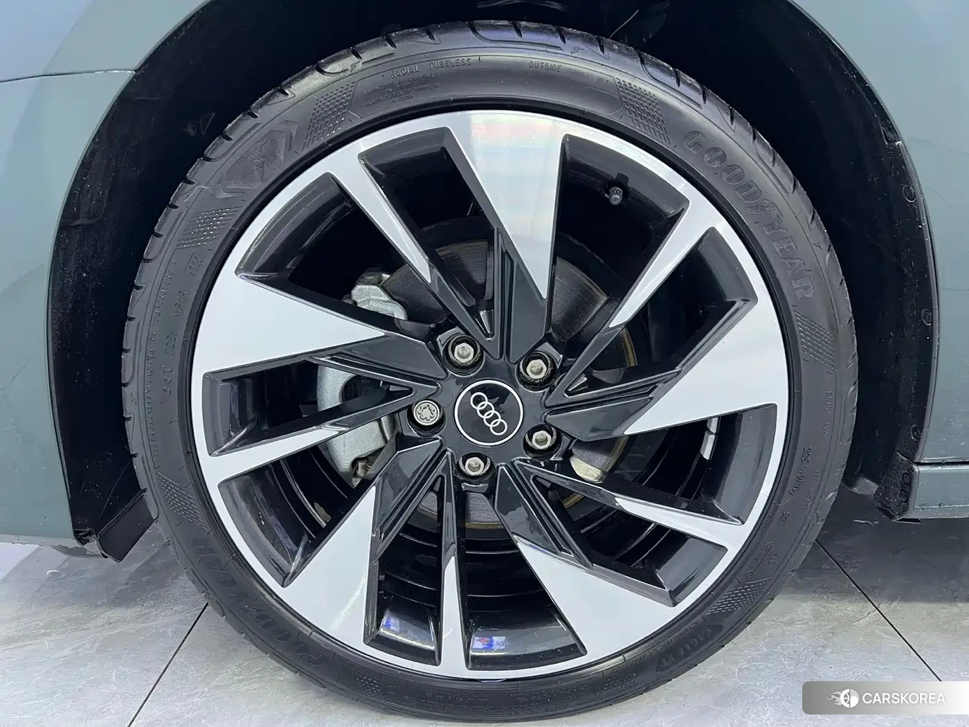 Audi A3 id 4553686 из Китая 9