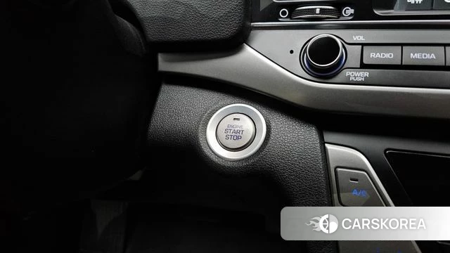 Hyundai Avante AD id 4325829 из Кореи 9