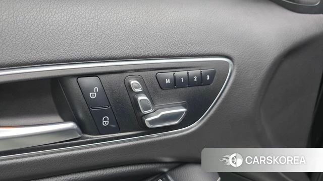 Mercedes-Benz GLA-Class X156 id 4203884 из Кореи 9