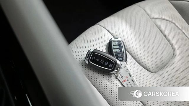 Hyundai Avante Hybrid (CN7) id 3965653 из Кореи 9