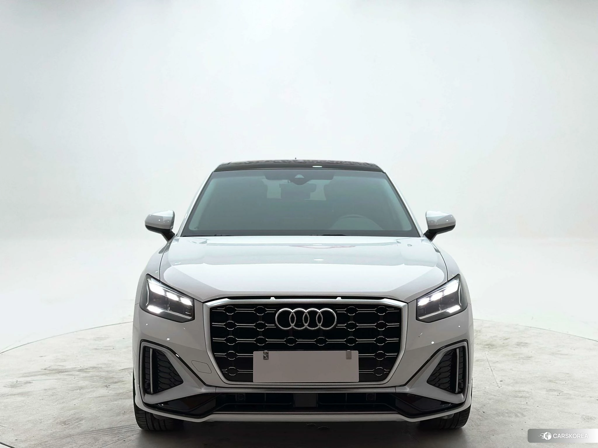 Audi Q2L id 4479618 из Китая 9