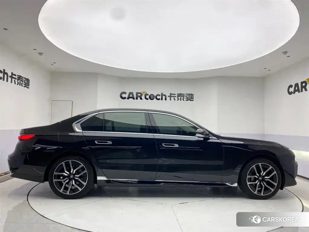 BMW 7 series id 4539099 из Китая 9