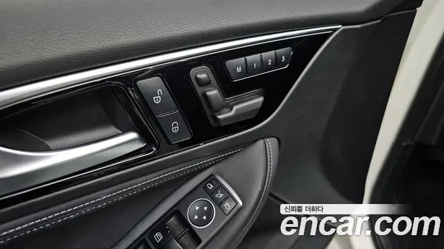 Infiniti Q30 id 2634113 из Кореи 9