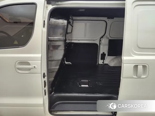 Hyundai The New Grand Starex id 3017640 из Кореи 9