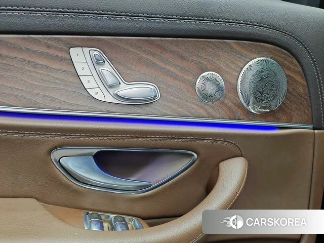 Mercedes-Benz E-class id 4307265 из Китая 9