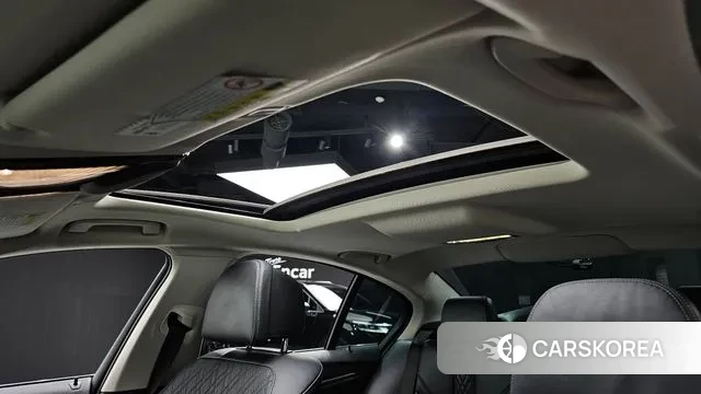 BMW 5 Series (G30) id 3330737 из Кореи 9