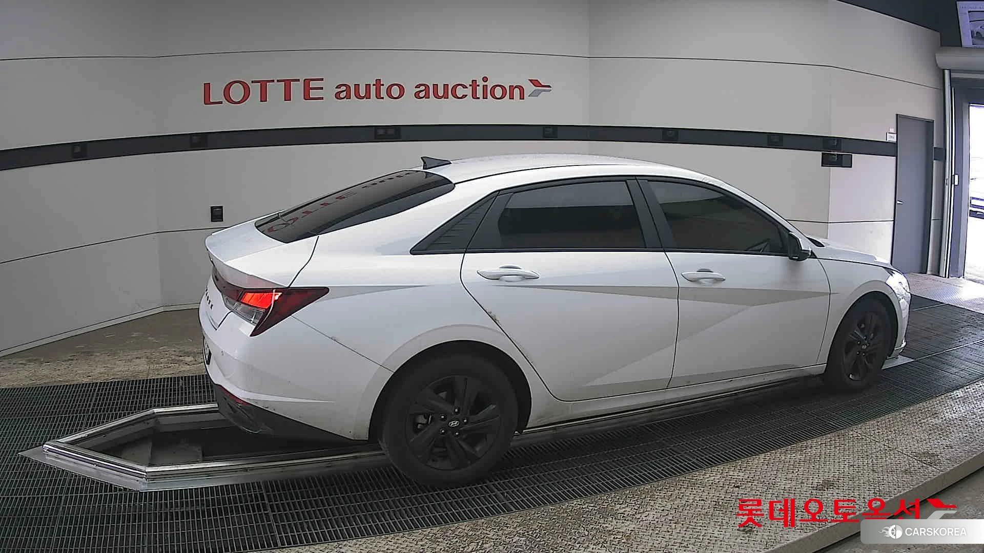 Hyundai Avante id 3888327 из Кореи 9