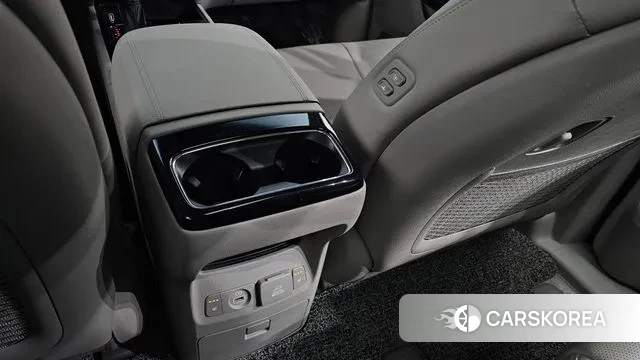 Kia The New Carnival id 3302947 из Кореи 9