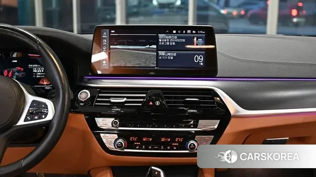 BMW 5 Series (G30) id 3566176 из Кореи 9