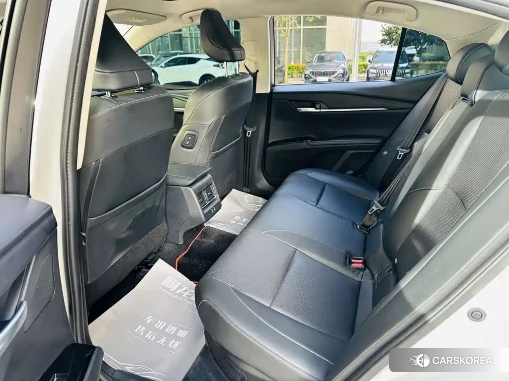 Toyota Camry id 4634815 из Китая 9