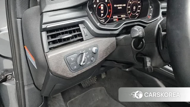 Audi A4 (B9) id 3772624 из Кореи 9