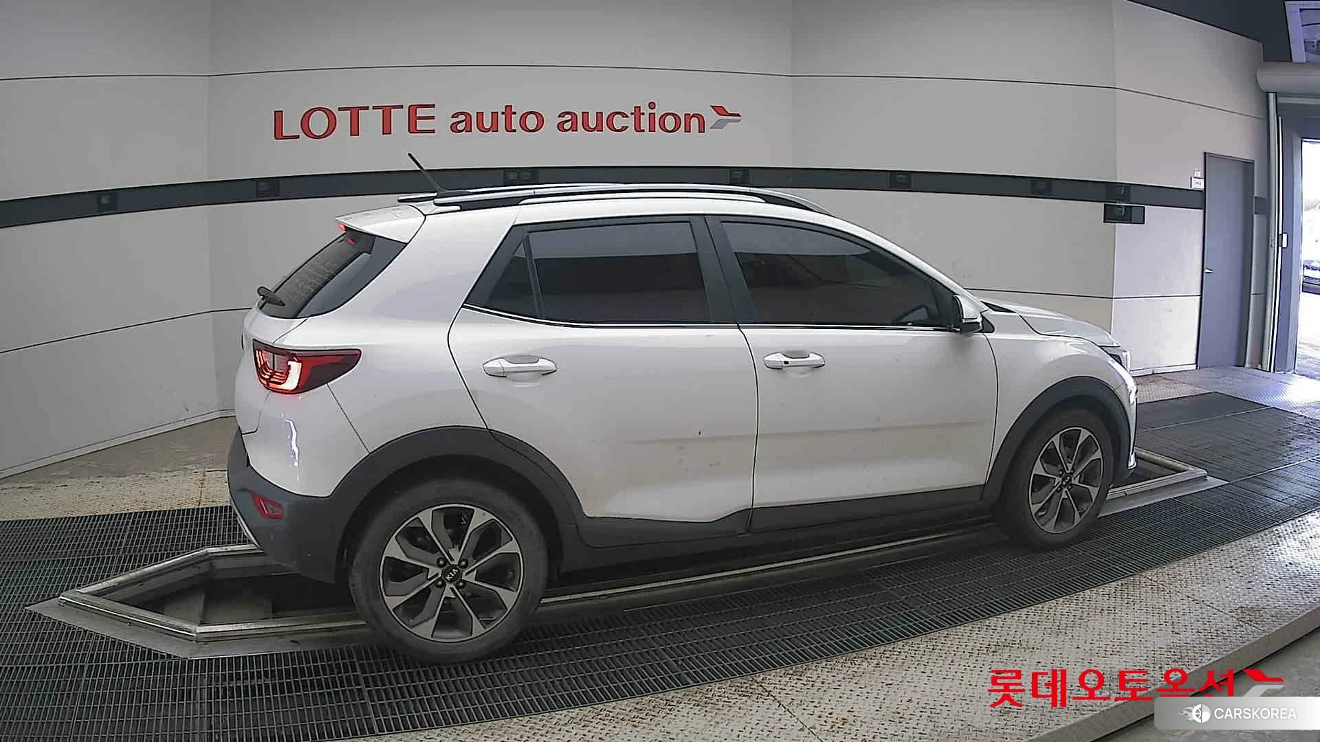 Kia Stonic id 4504305 из Кореи 9