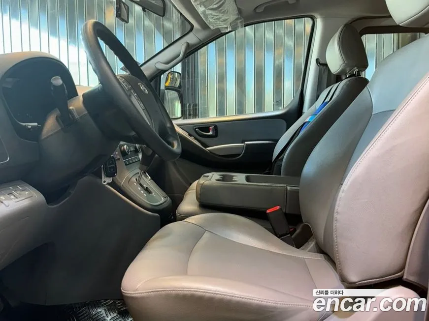 Hyundai The New Grand Starex id 1910919 из Кореи 9