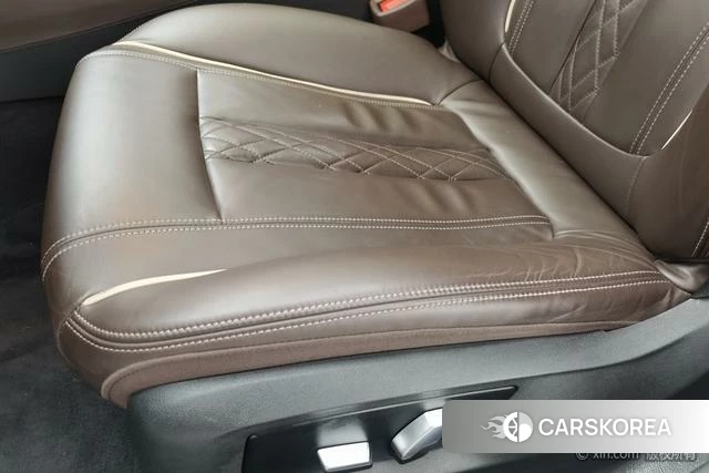 BMW 5 series PHEV id 4254215 из Китая 9