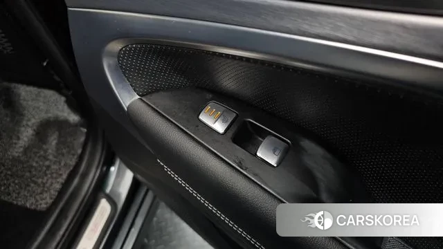 Genesis G70 id 3713730 из Кореи 9