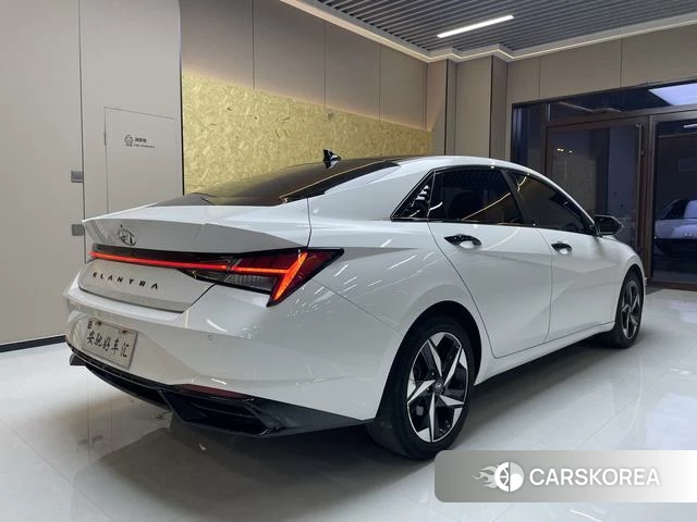 Hyundai Elantra id 4320949 из Китая 9