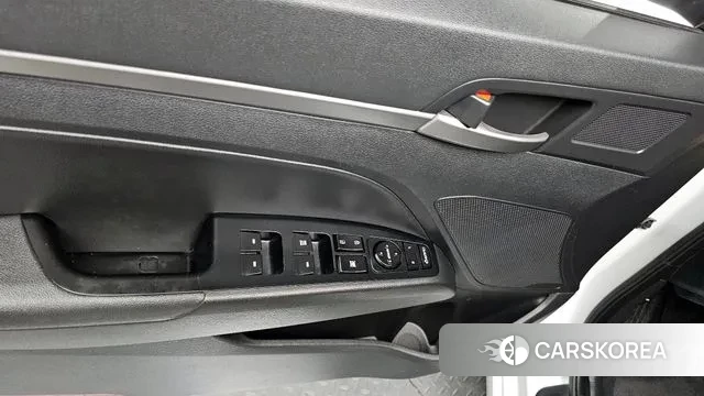 Hyundai Avante AD id 3563237 из Кореи 9