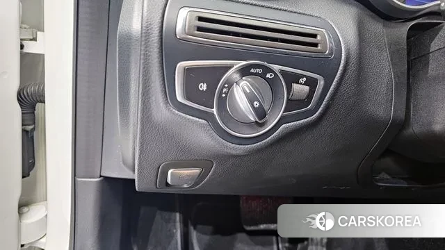 Mercedes-Benz C-Class W205 id 3509768 из Кореи 9