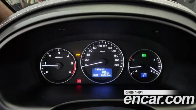 Hyundai The New Grand Starex id 2570643 из Кореи 9