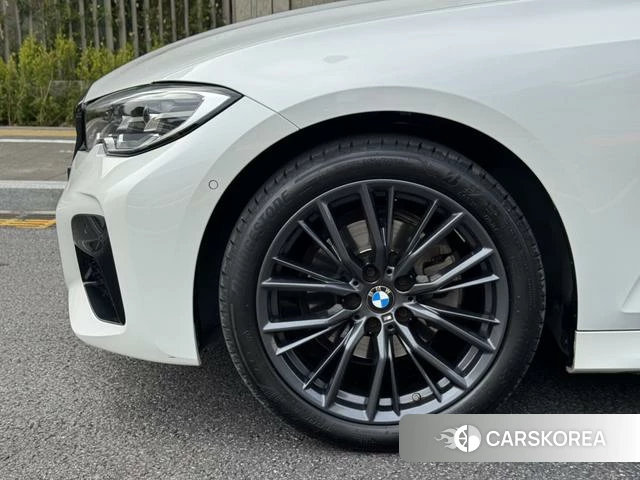 BMW 3 series id 4211757 из Китая 9