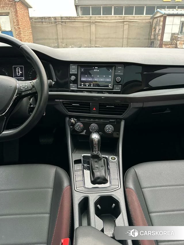 Volkswagen Bora id 4208420 из Китая 9