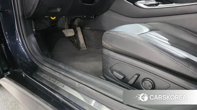 Hyundai Sonata (DN8) id 3677229 из Кореи 9