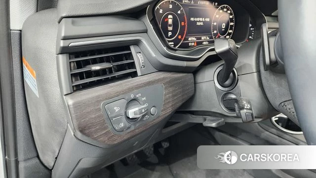 Audi A4 (B9) id 3886393 из Кореи 9